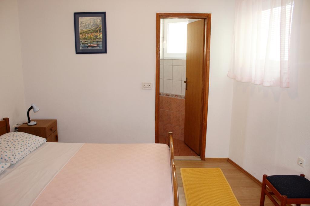 Apartment Petric Makarska